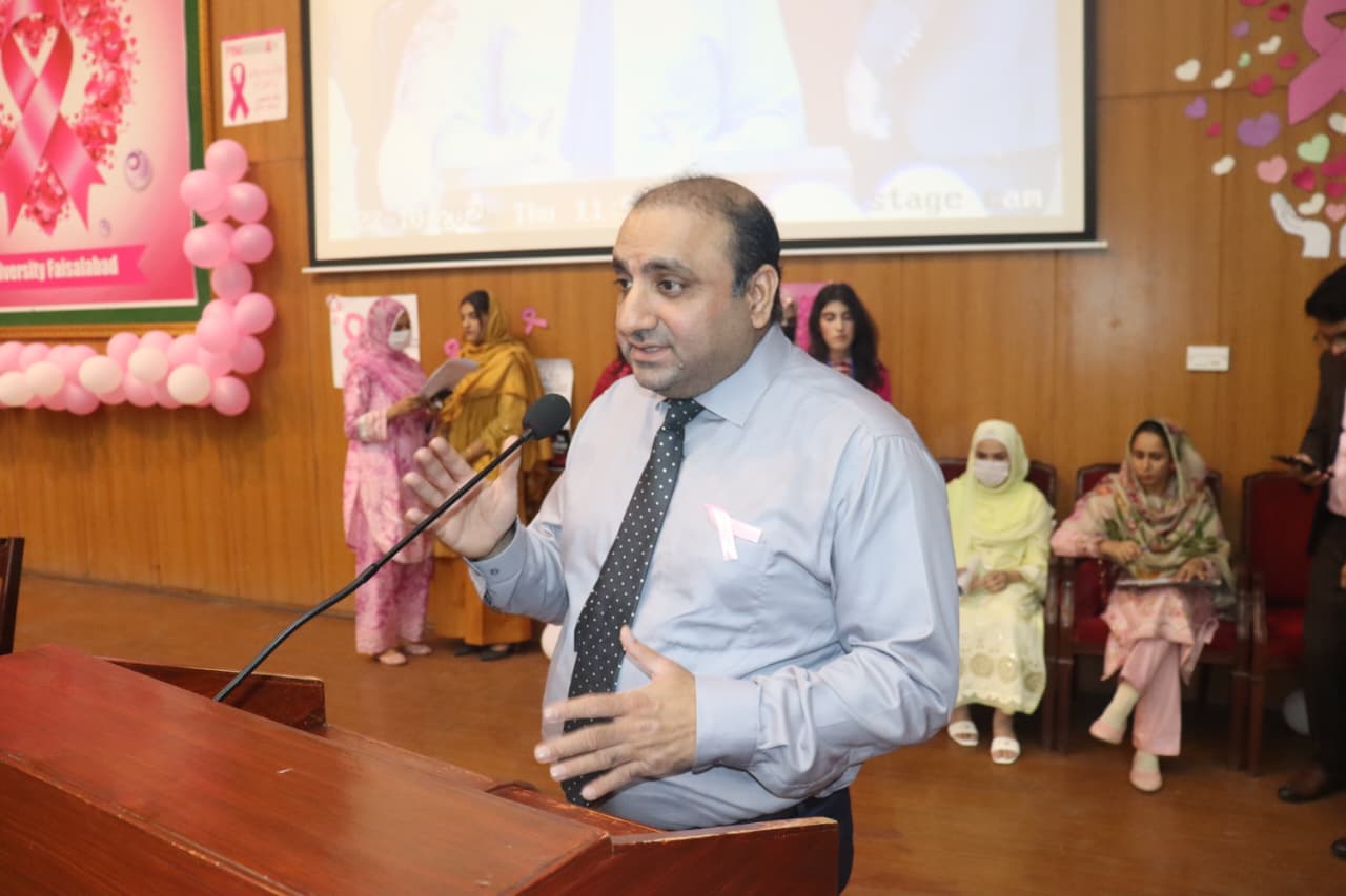 FMU Vice Chancellor Attends Breast Cancer Awareness Symposium at GCUF